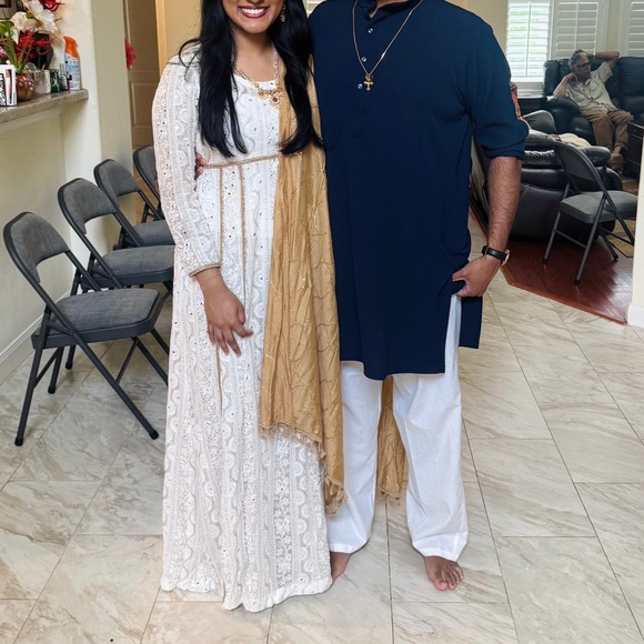 White anarkali (four pieces) Onam - Picture 4 of 4